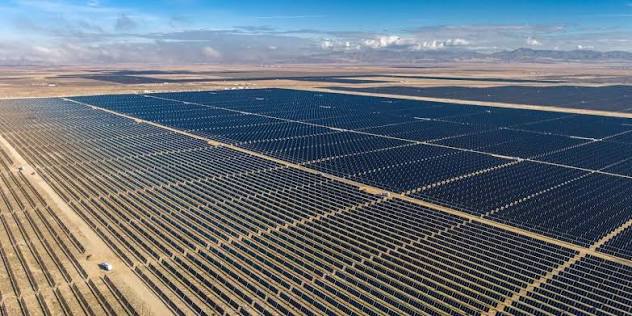 Nemačka industrijska grupa razmatra kupovinu solarnih i vetroelektrana u Srbiji